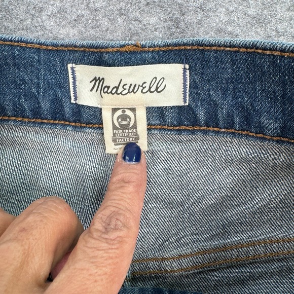 Madewell The Perfect jean Short‎ 26 Denim Frayed Edge - Picture 2 of 8